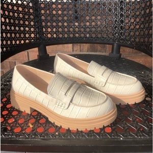 Women’s platform Penny loafers
